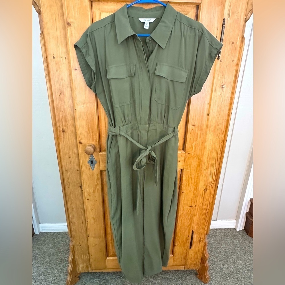 Nine West Sleeveless Button & Belted Jumpsuit Army Green Size Large Petite Boho